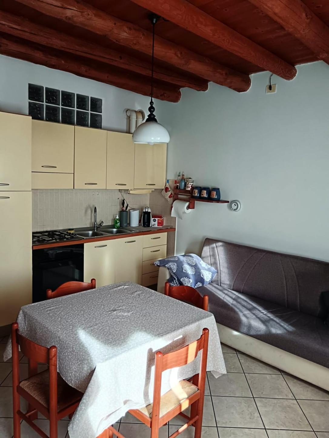 Casa Giulia - Valeggio Sul Mincioアパートメント エクステリア 写真